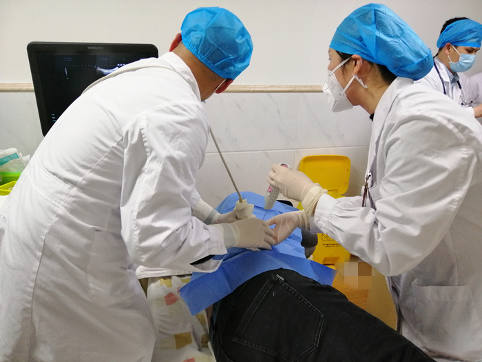 持续提升服务能力 ——我院感染性疾病科开展首例彩超引导下肝穿刺